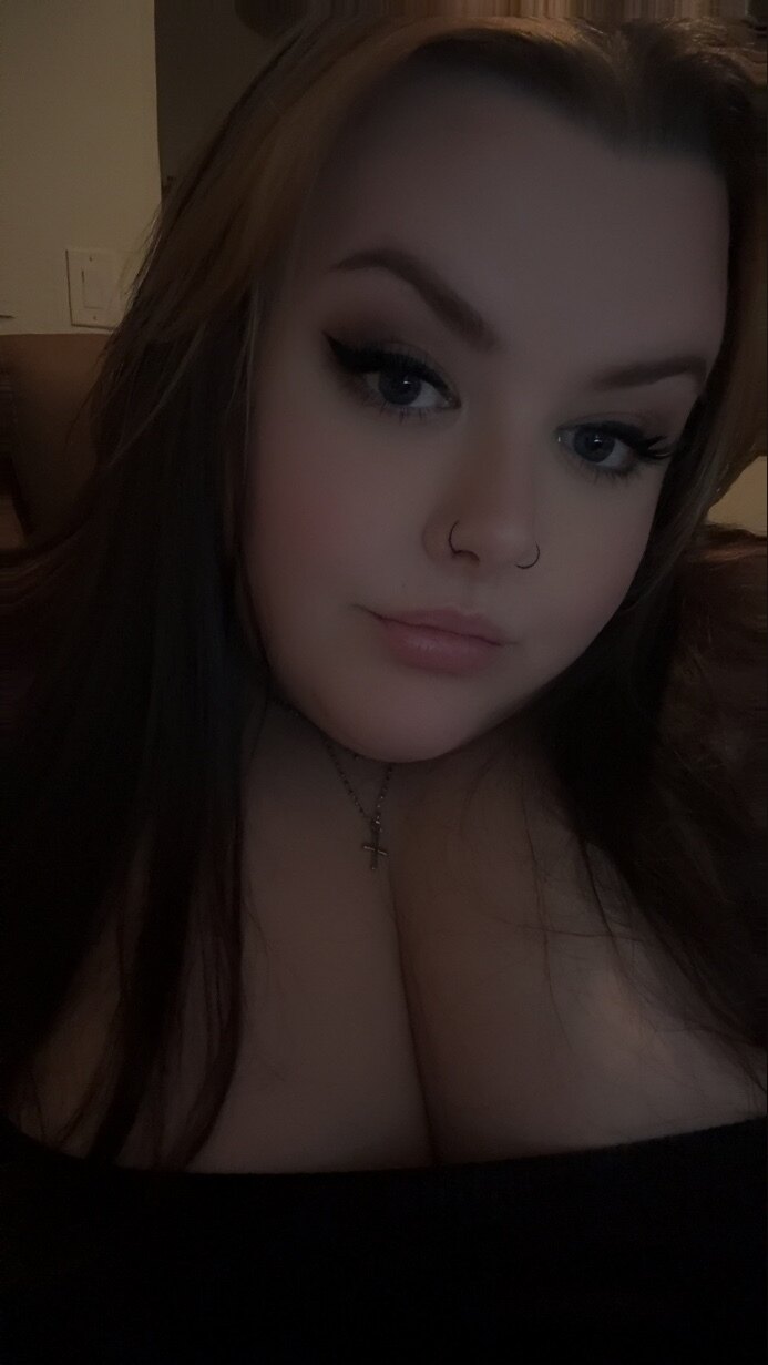 kinkyinlove420 on onlyfans